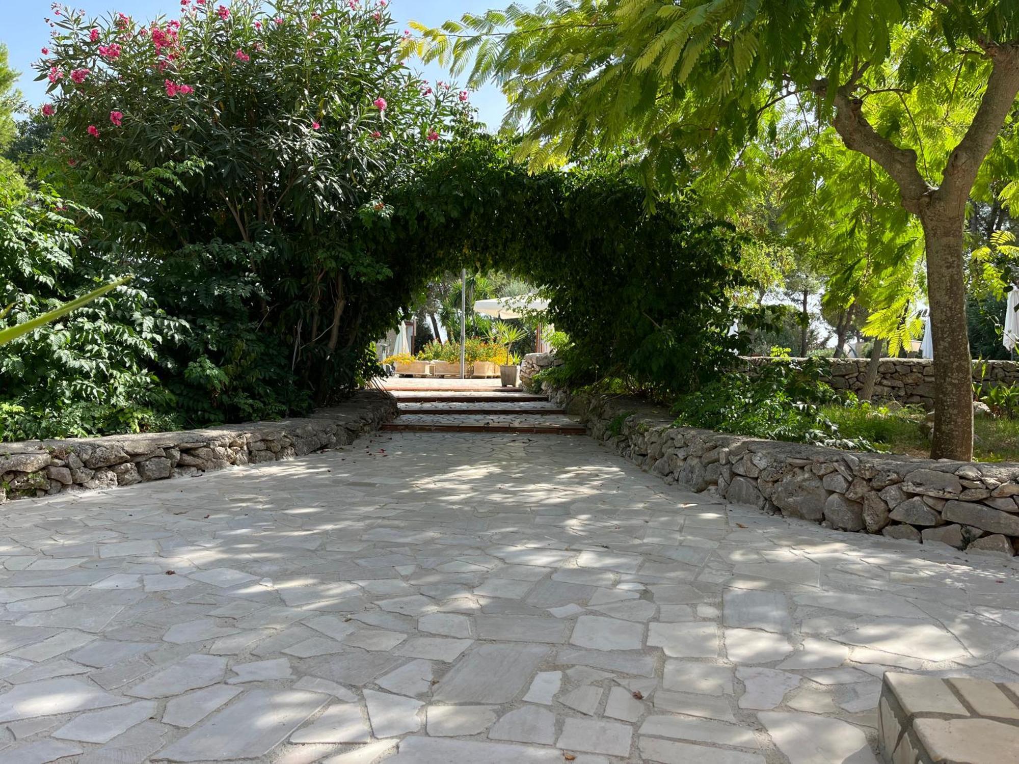 Casette Masseria La Camardia Sava Exterior photo